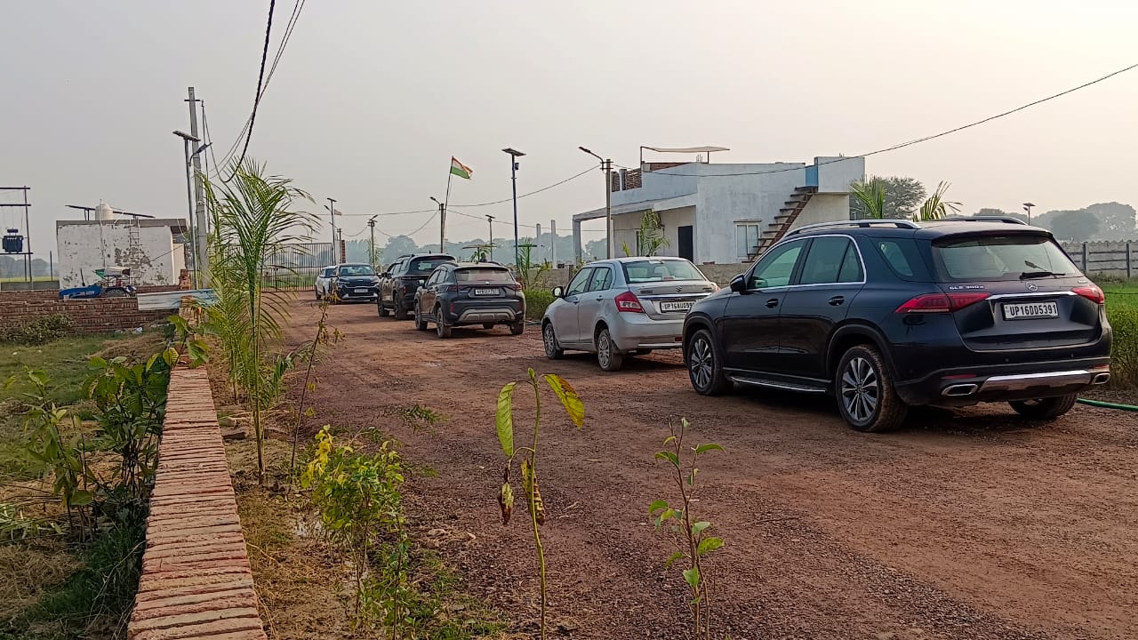 Farm House In Vrindavan – photo 3