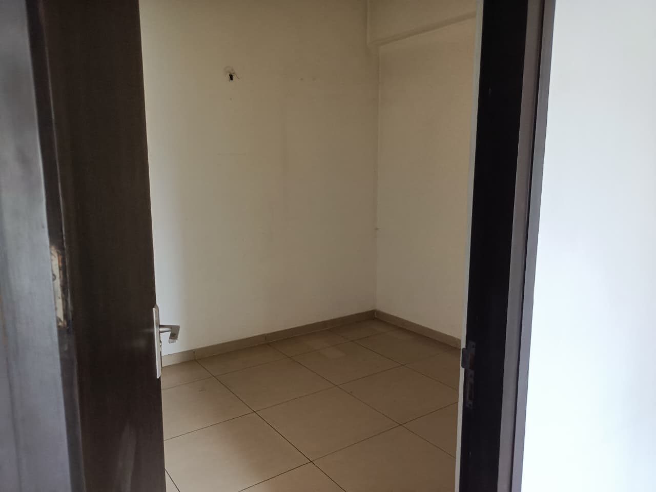 3Bhk 1202 super area in Gulshan Vivante Apartment, Sector 137, Noida – photo 5