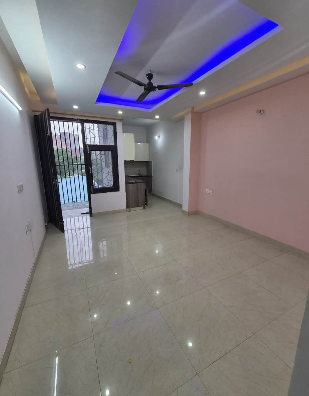 1bhk semi furnished for Rent in Sector 51 – photo 1