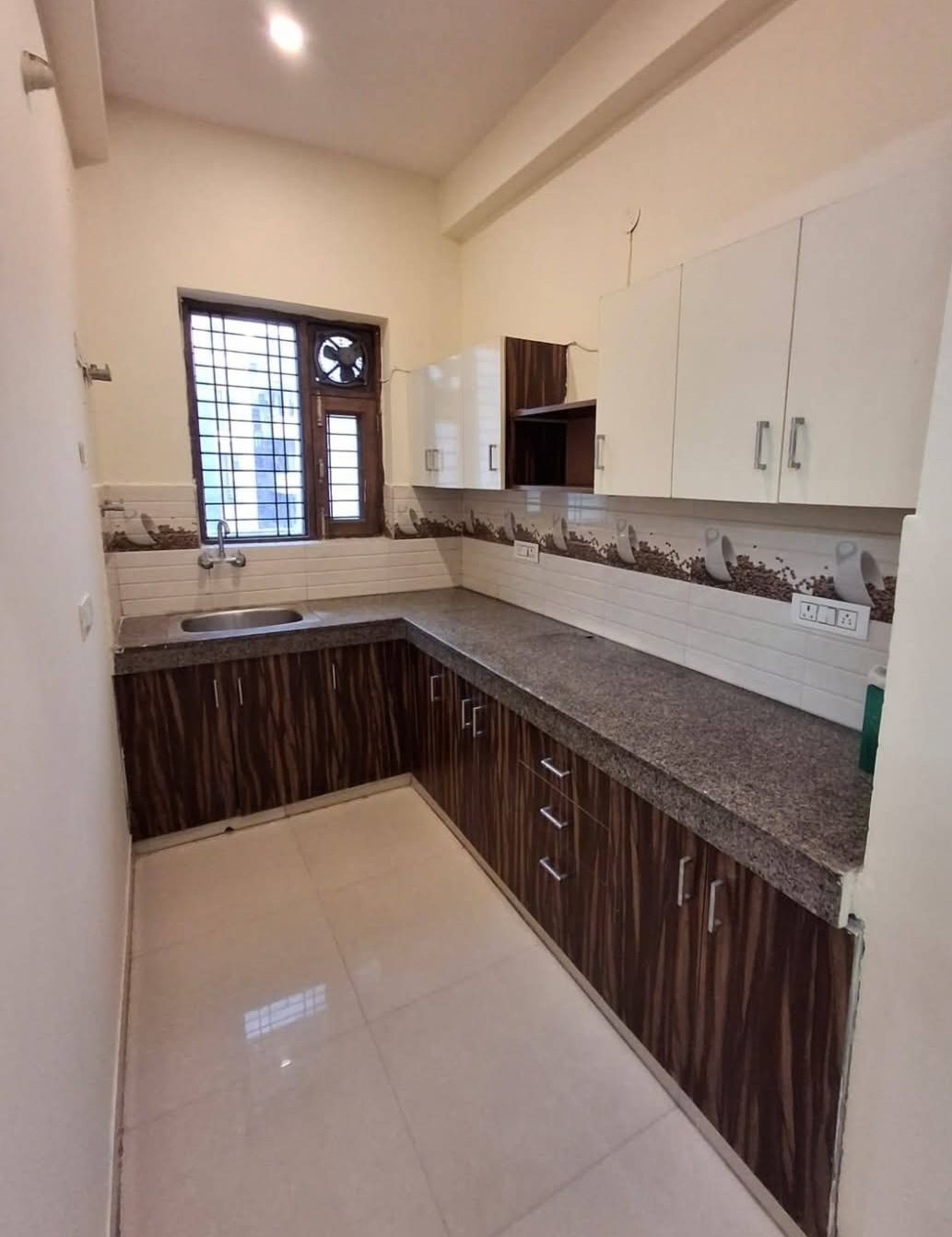 Property for Rent in Sector 52 – photo 1