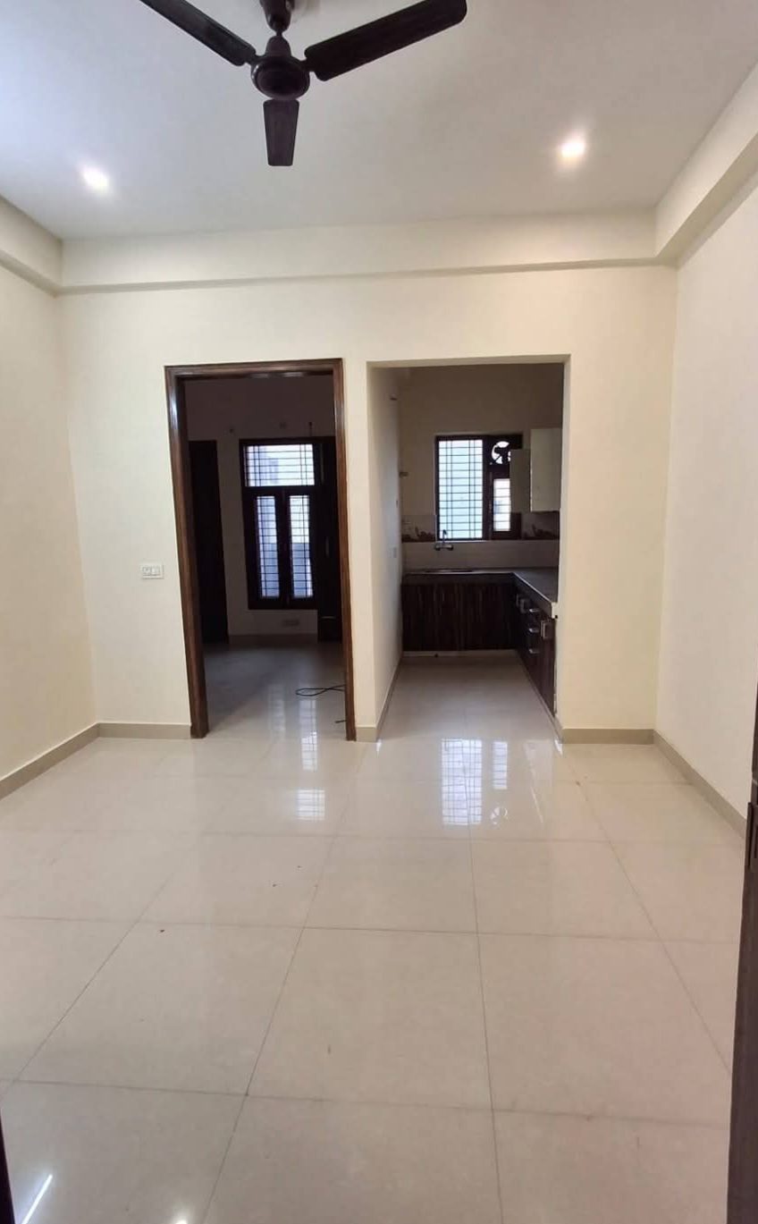 Property for Rent in Sector 52 – photo 2
