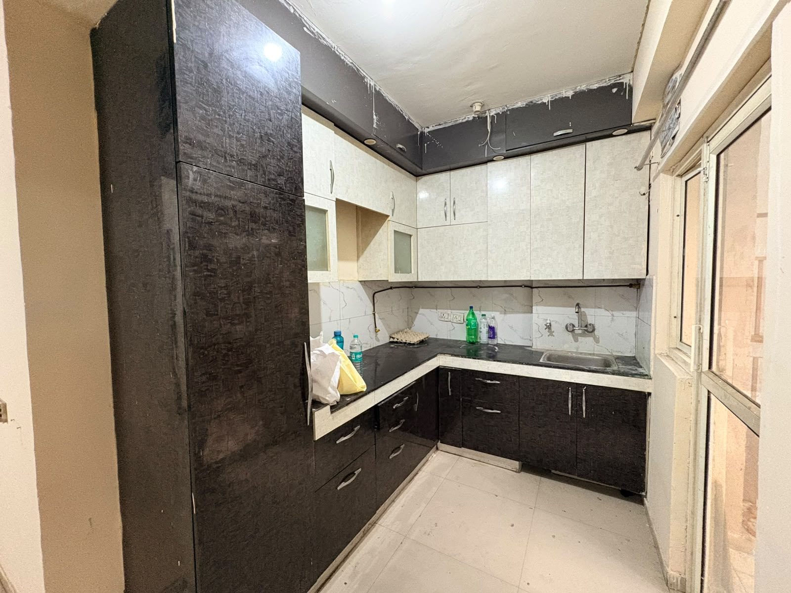 Mahagun mantra 2 for Rent in Sector 10, Vaidpura, Greater Noida – photo 5