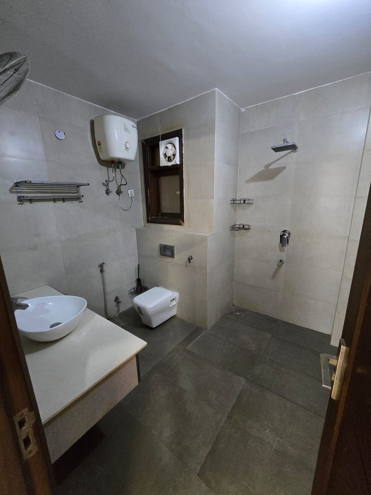 3bhk for Rent in Sector 23, Gurugram, Haryana – photo 6