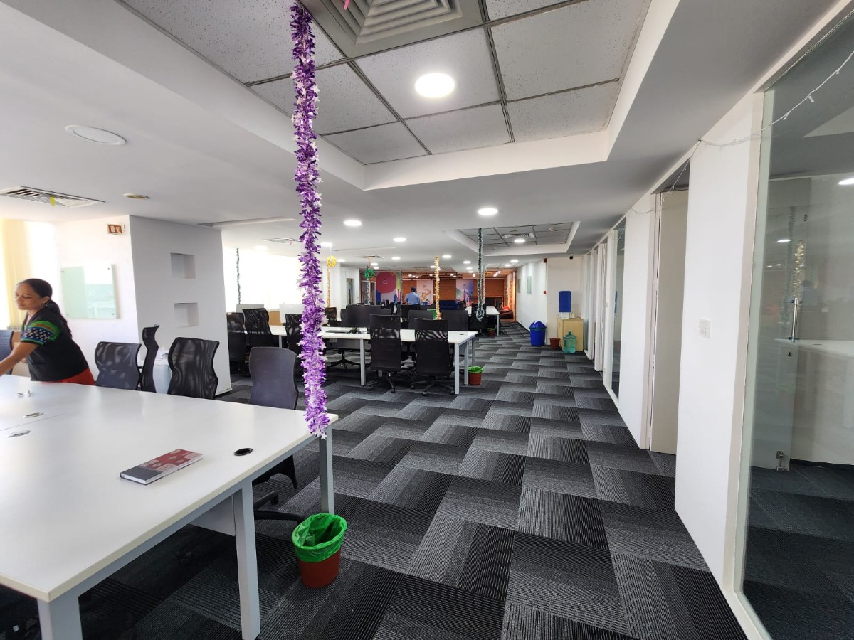 Commercial Independent Unit for Sale - Whitefield Main Road – photo 2