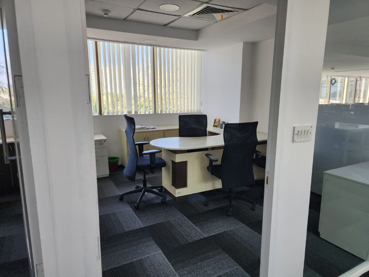 Commercial Independent Unit for Sale - Whitefield Main Road – photo 4