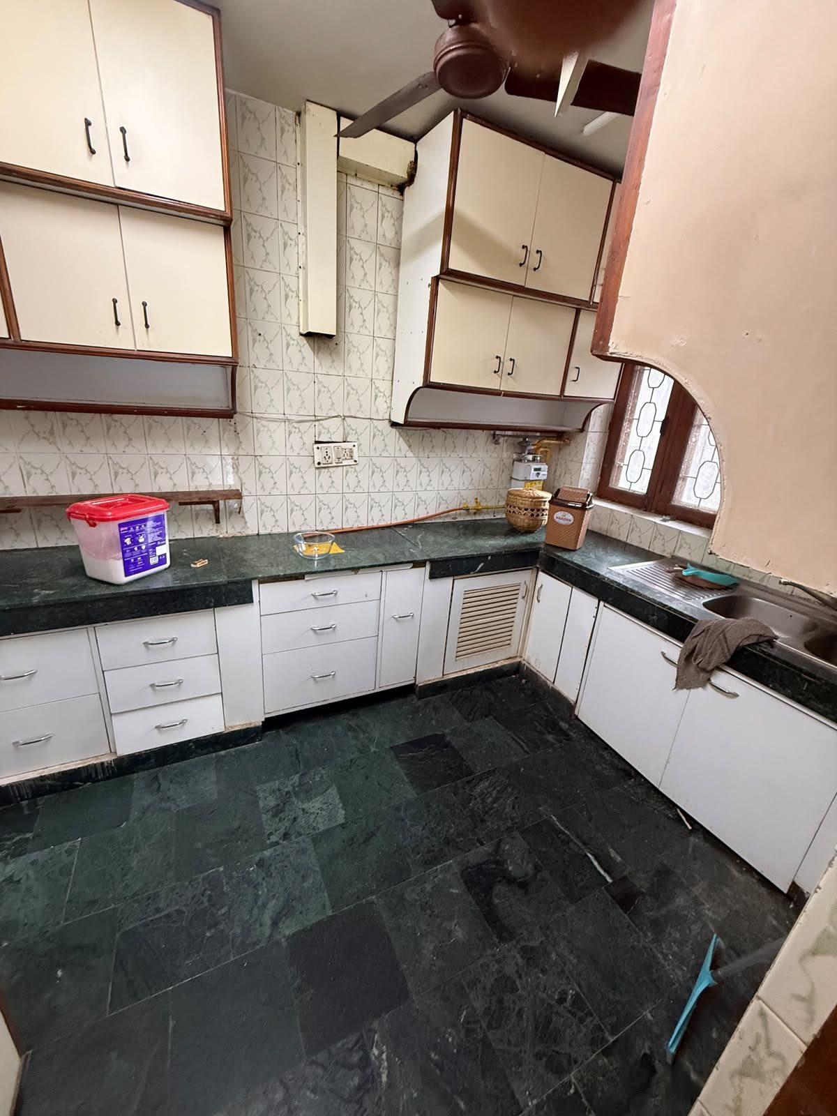 3bhk for Rent in Sushant Lok Phase I, Sector 43, Gurugram – photo 6