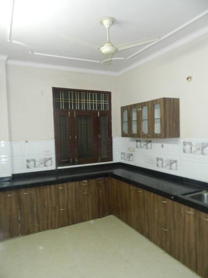 3 BHK fully furnished apartment at patrakaar colony Mansarovar Jaipur in Patrakar Colony – photo 6