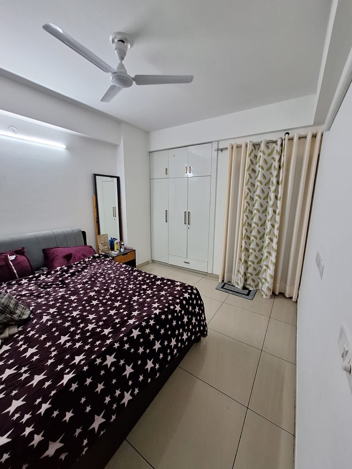 Gulshan Bellina 3bhk for Sale in Greater Noida West, Panchsheel Greens 2, Ithaira – photo 1
