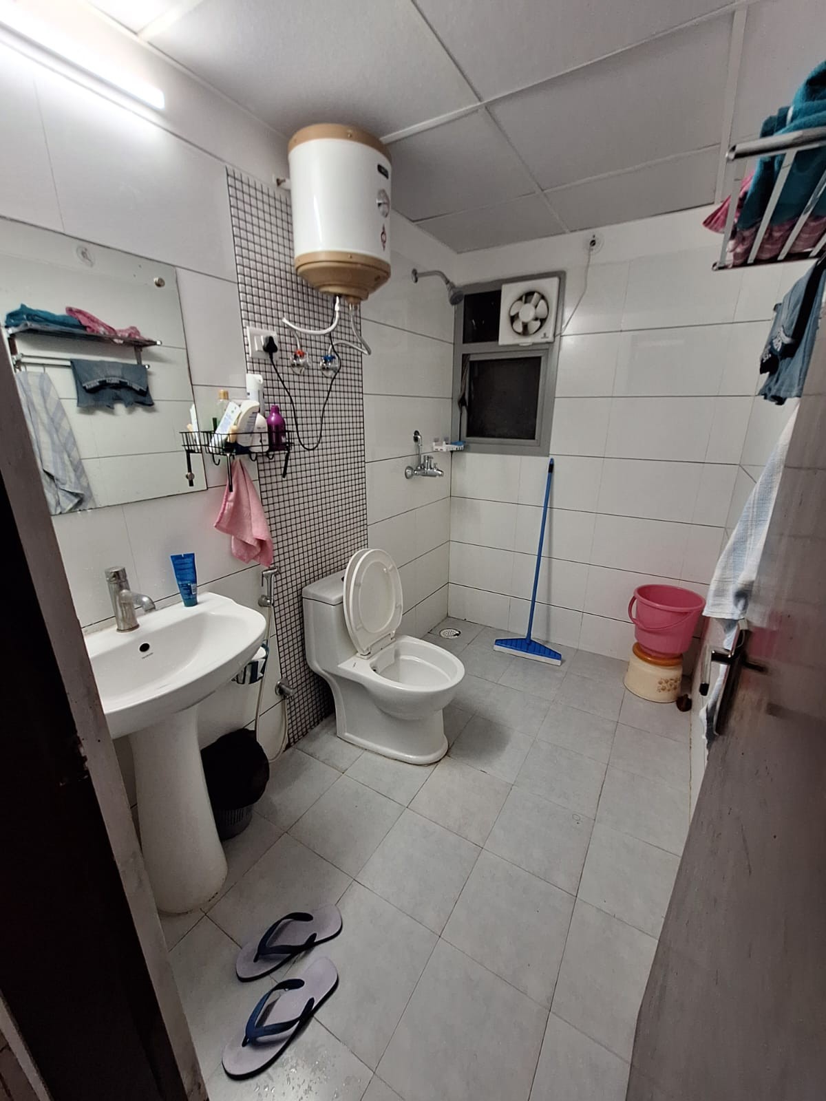 Gulshan Bellina 3bhk for Sale in Greater Noida West, Panchsheel Greens 2, Ithaira – photo 5