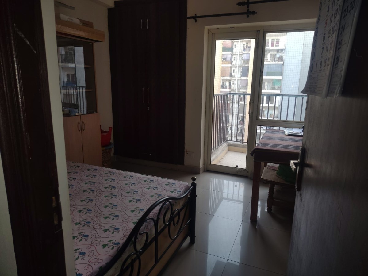 Gulshan Bellina 2Bhk+study for Sale in Greater Noida West, Panchsheel Greens 2, Ithaira – photo 5