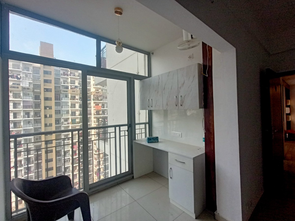 Gulshan Bellina 2Bhk+study for Sale in Greater Noida West, Panchsheel Greens 2, Ithaira – photo 6