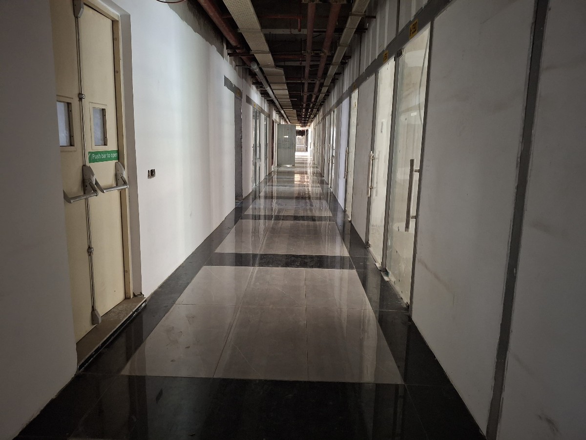 Golden I for Sale in Tech Zone IV, Amrapali Leisure Valley, Greater Noida – photo 1